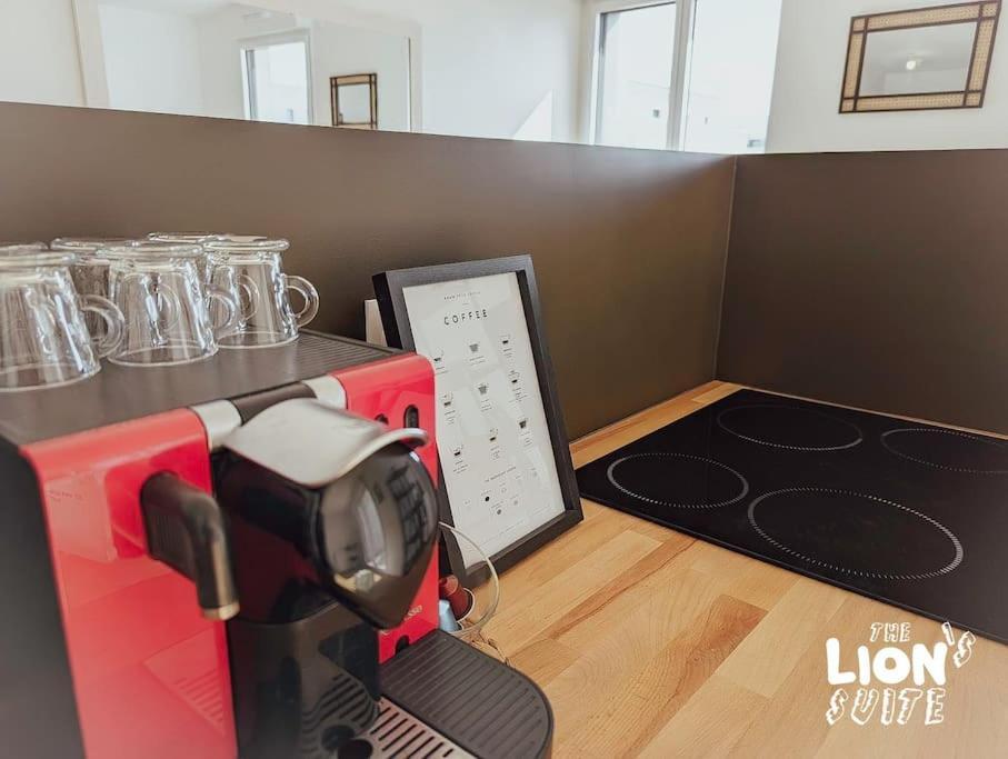 The Lion'S Suite: A Full Flat Near Disneyland. 쉐시 외부 사진